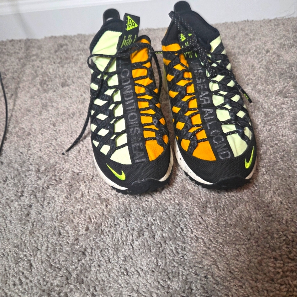 Nike ACG Shoes 8.5